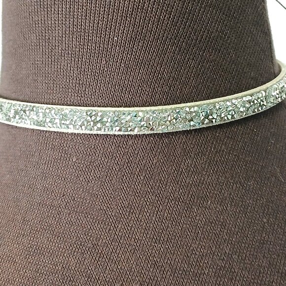 Sparkling Choker - Picture 3 of 4